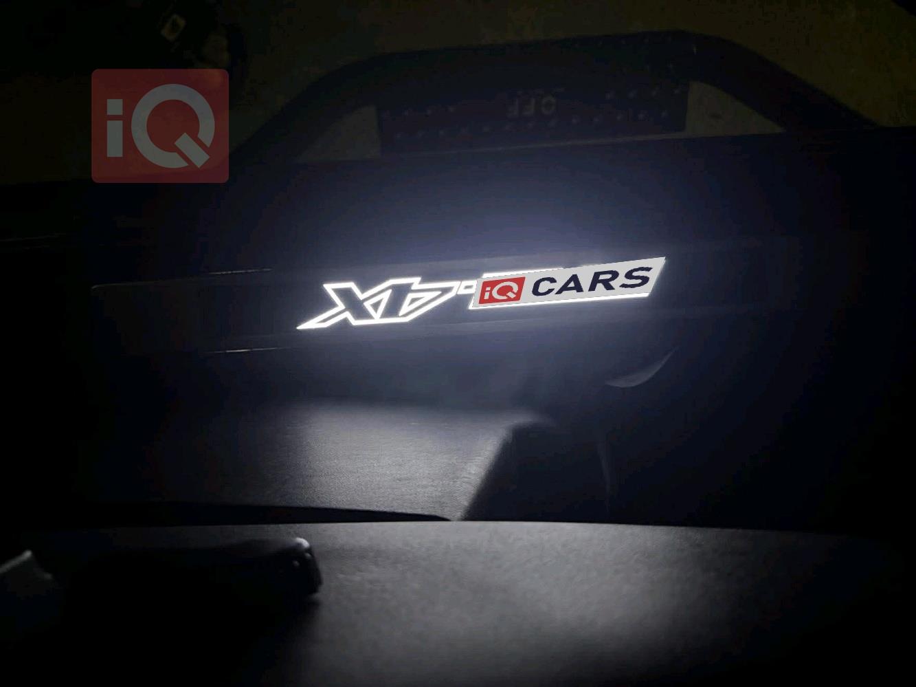 نيسان فرونتر